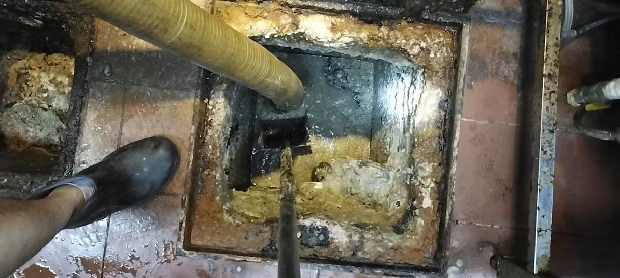 昆山化油池清理-污水池清掏