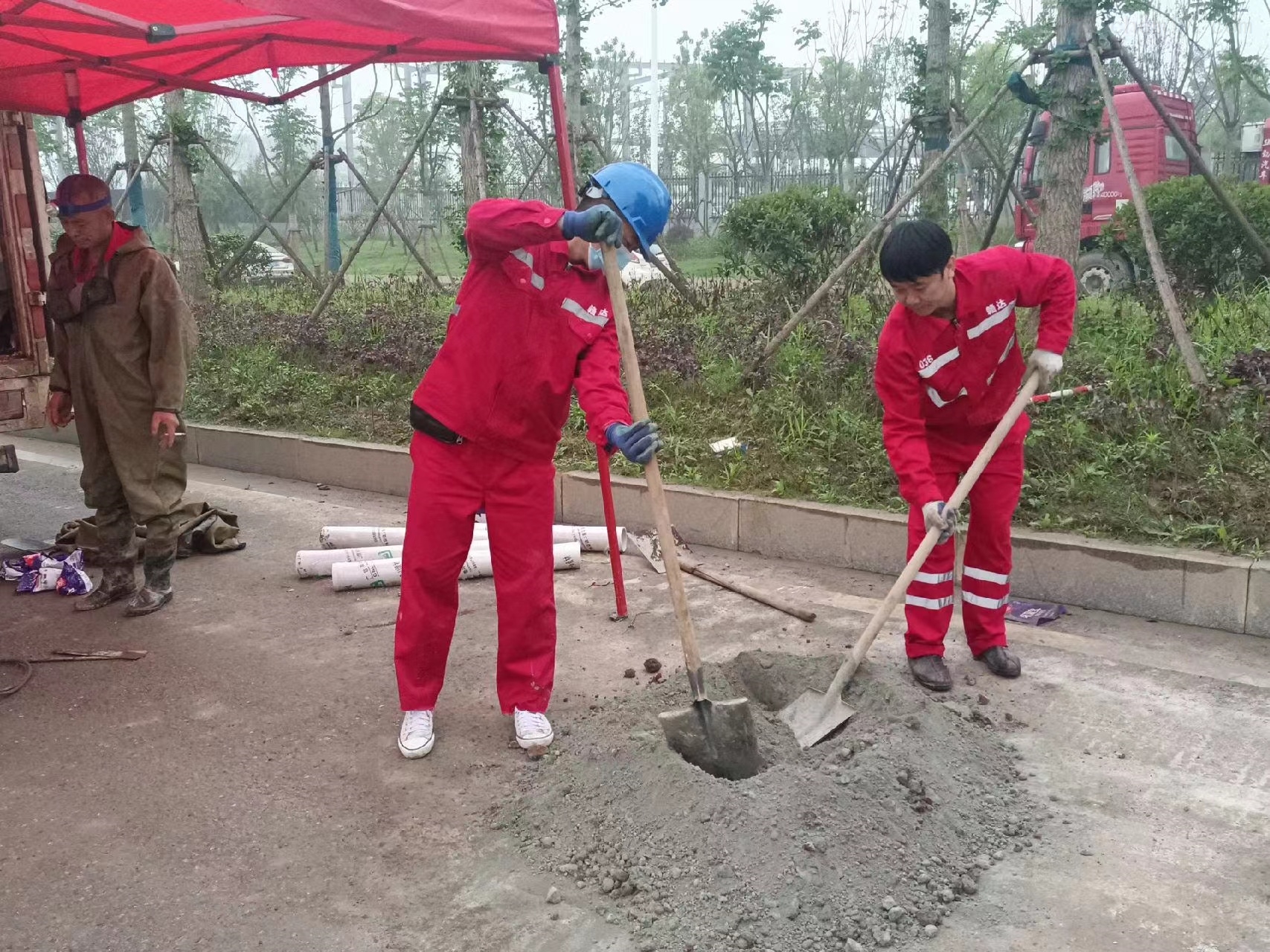 昆山管道疏通哪家好】及时进行市政管道清淤